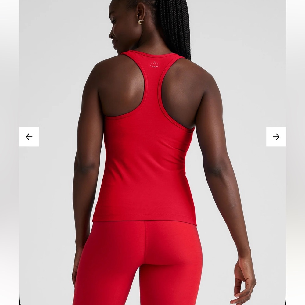 Beyond Yoga Spacedye Step Up Racerback Tank in Red Flower Scarlett NWT RT $70 - Picture 3 of 8